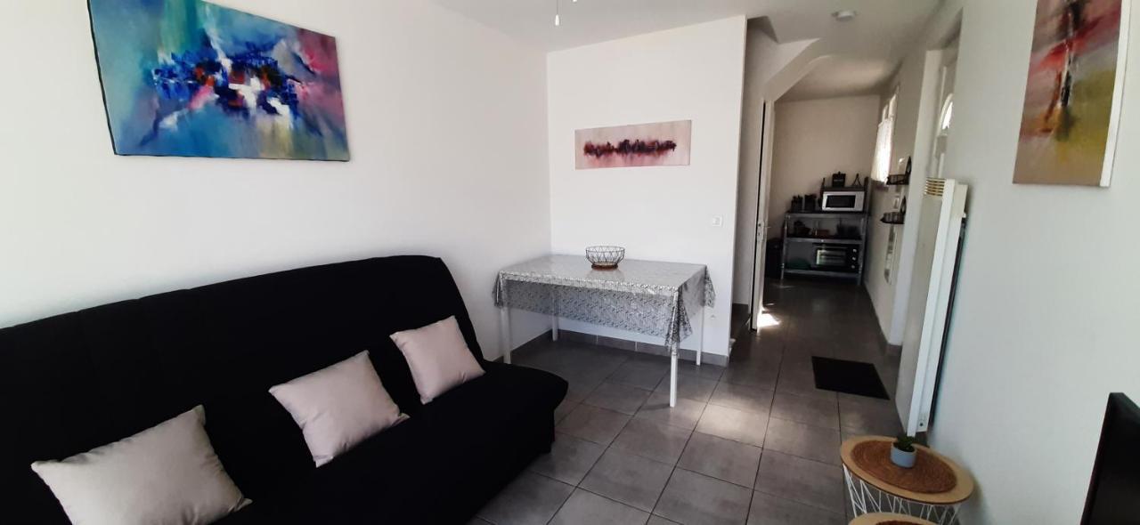 Jolie Maisonnette A Proximite De Toutes Commodites Сент-Мари-де-ла-Мер Экстерьер фото